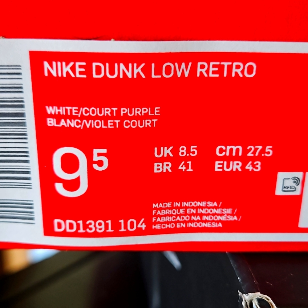 Womens nike dunk low retro